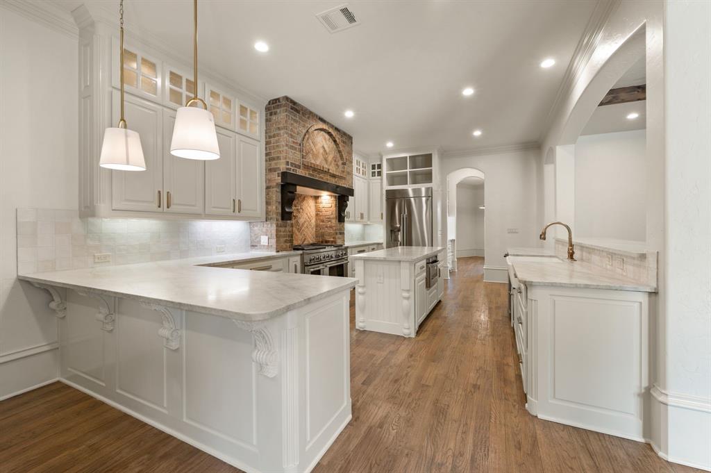 Frenchtown Manor - Residential