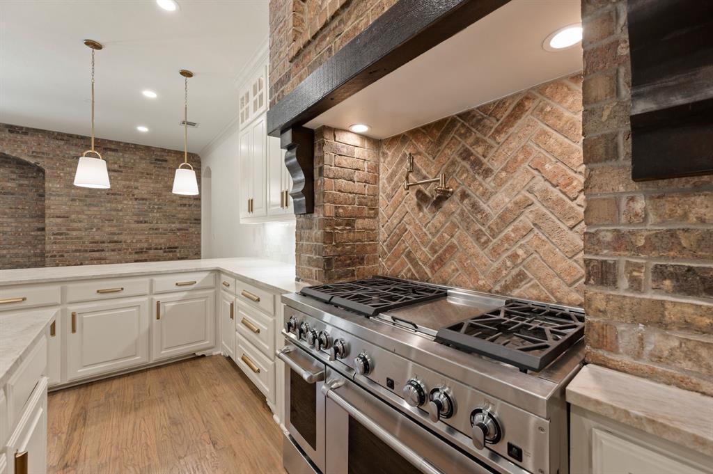 Frenchtown Manor - Residential