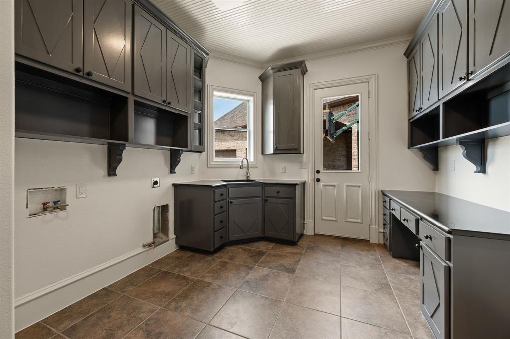 Frenchtown Manor - Residential