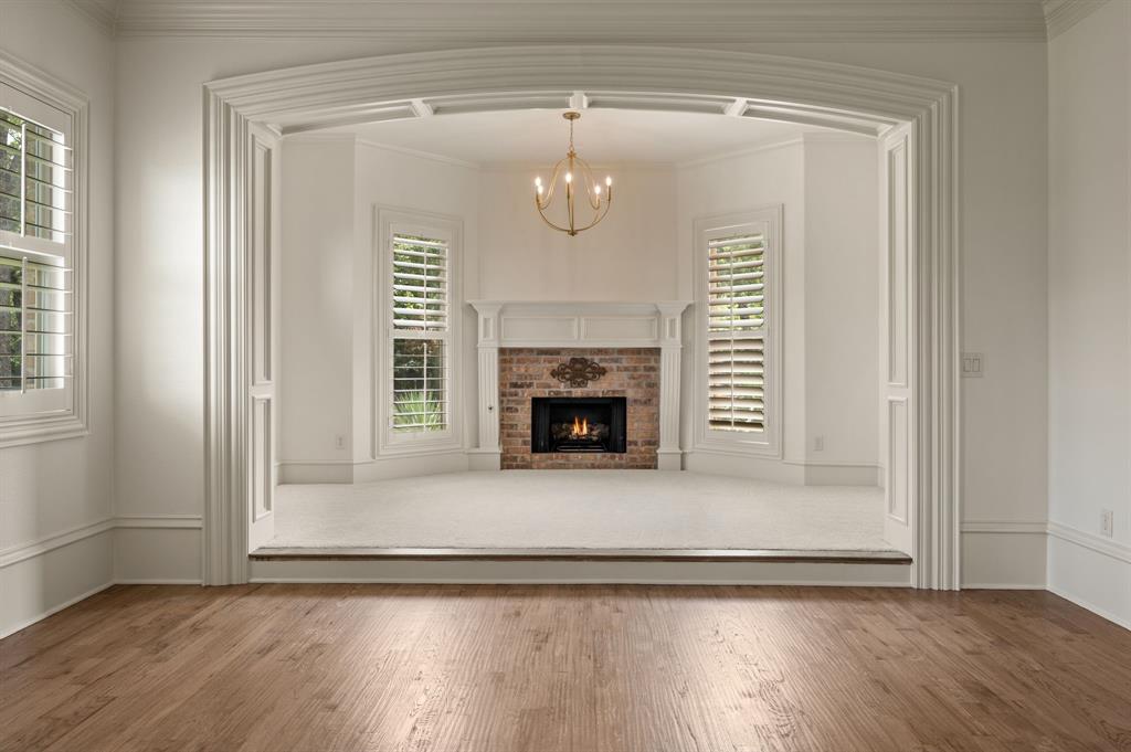 Frenchtown Manor - Residential