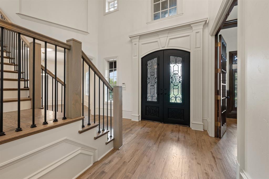 Frenchtown Manor - Residential