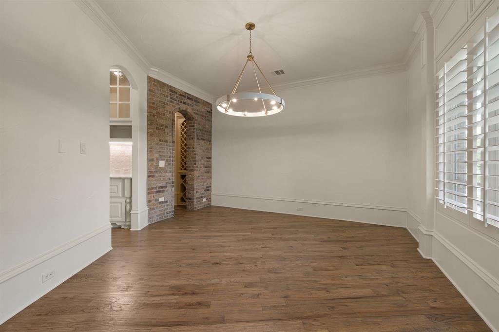 Frenchtown Manor - Residential