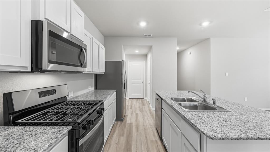 Hickory Grove - Residential