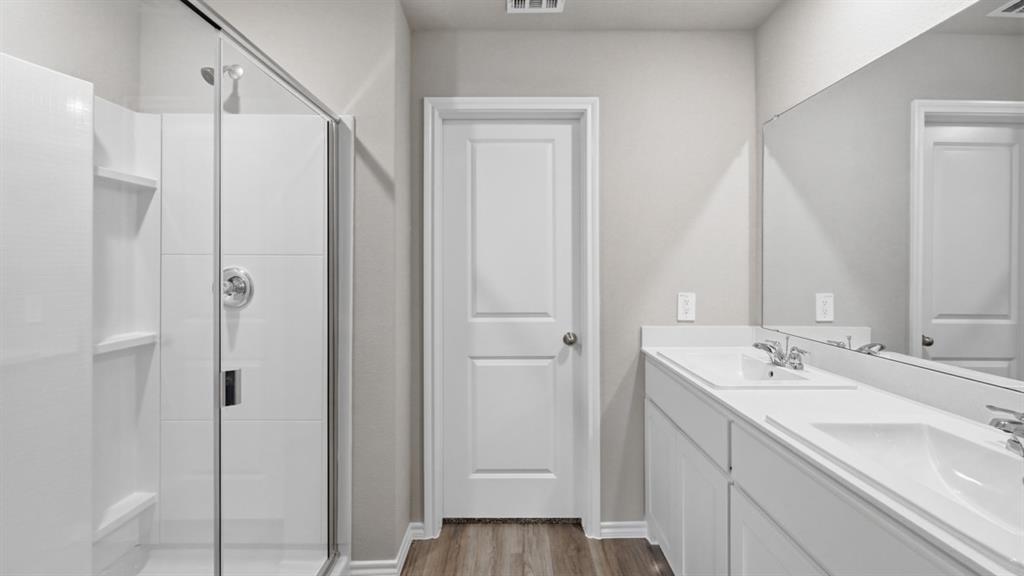 Hickory Grove - Residential