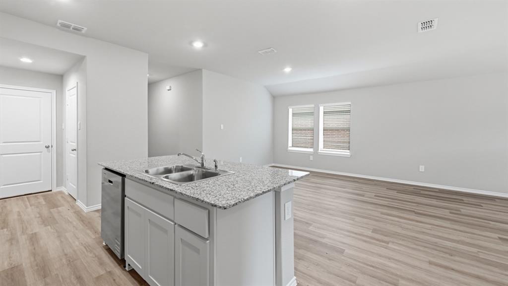 Hickory Grove - Residential