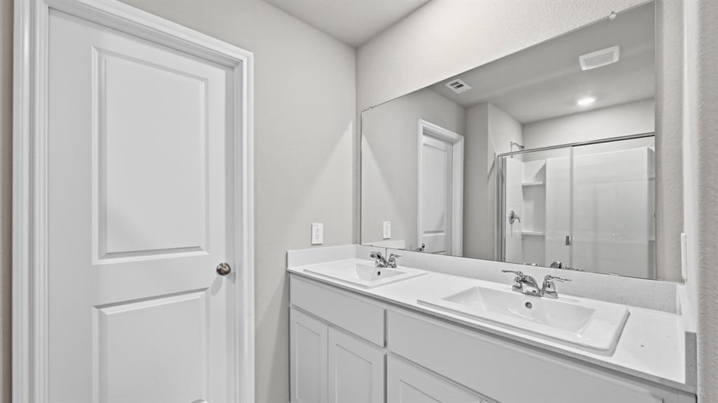 Hickory Grove - Residential