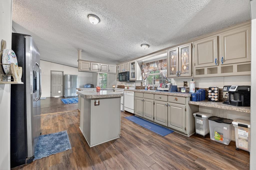 Seven Oaks - Residential