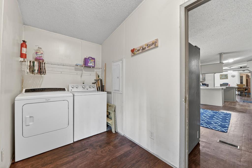 Seven Oaks - Residential