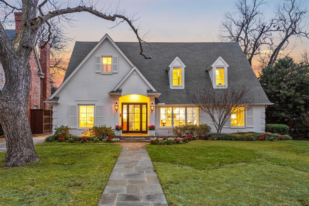 Welcome to 3313 Colgate Avenue, an exquisite home in University Park, TX, where timeless elegance meets modern living. This lovely updated traditional residence offers an open layout, seamlessly connecting a study, formal living areas, and an inviting living room. The updated kitchen, with its top-of-the-line appliances and sophisticated finishes, is perfect for both casual meals and large gatherings.The main floor features a luxurious primary bedroom suite, while the upper level hosts four additional bedrooms and a versatile playroom, catering to various lifestyle needs. Set on a generous 70 x 160 lot, the outdoor space is a true haven, complete with a stunning pool for relaxation. Above the detached garage, beautifully appointed guest quarters offer a private retreat or creative workspace that could be a 6th bedroom and additional full bath. Experience the beauty of 3313 Colgate Avenue, where elegance, comfort, and versatility come together to create an unparalleled living environment. Don't miss the chance to make this exceptional property your own.
See Media for a full list of upgrades!