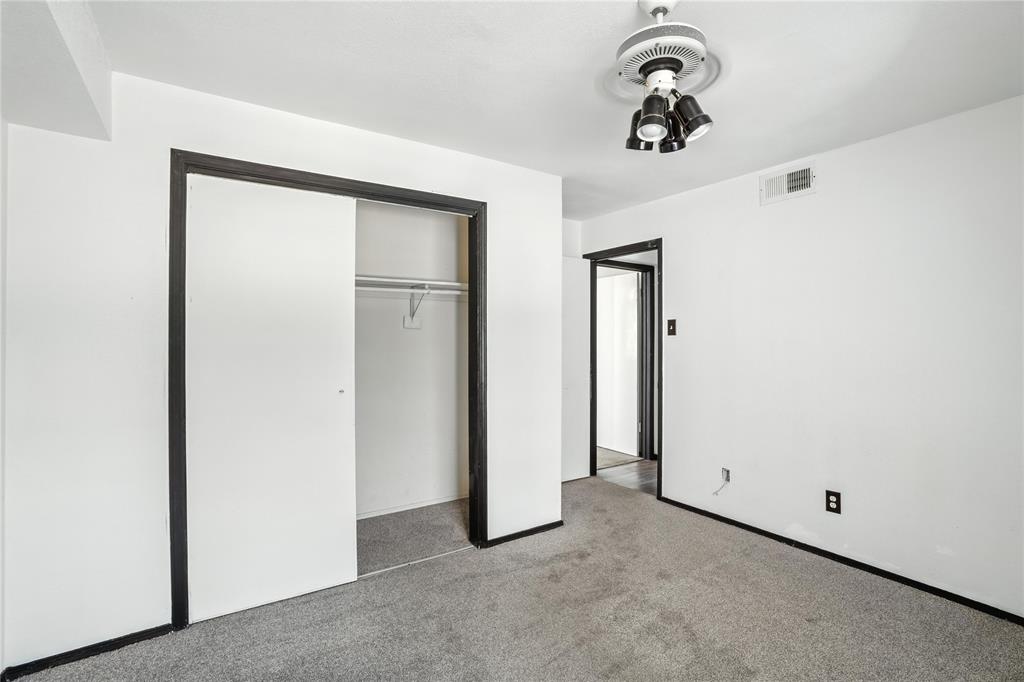 Regency Park Condo - Residential