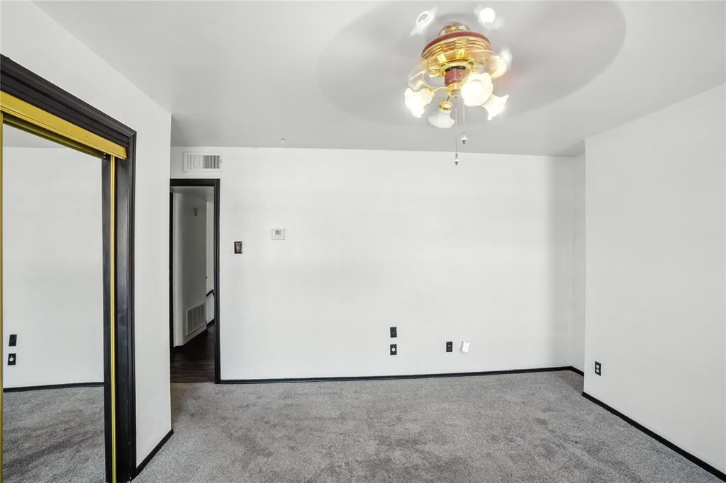 Regency Park Condo - Residential