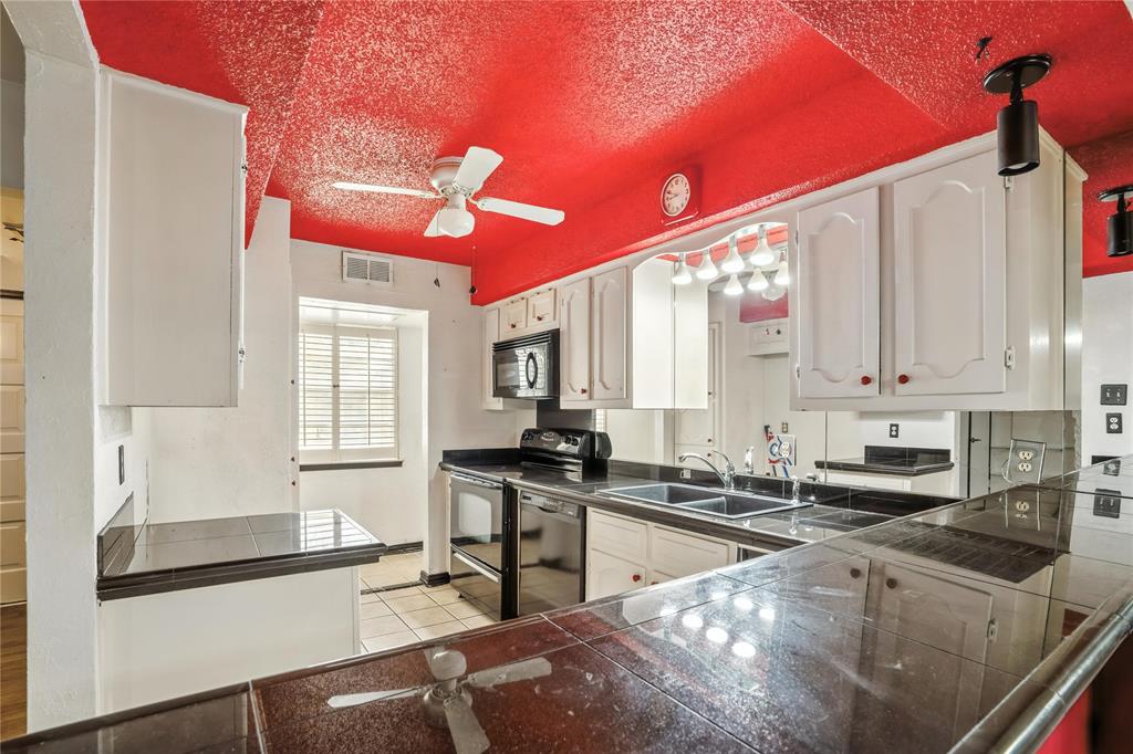 Regency Park Condo - Residential