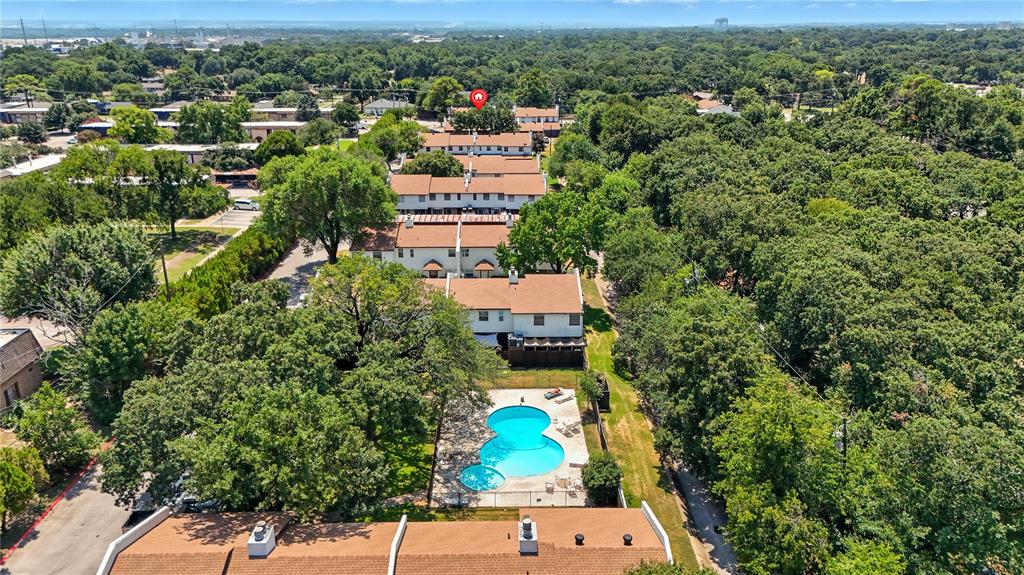 Regency Park Condo - Residential