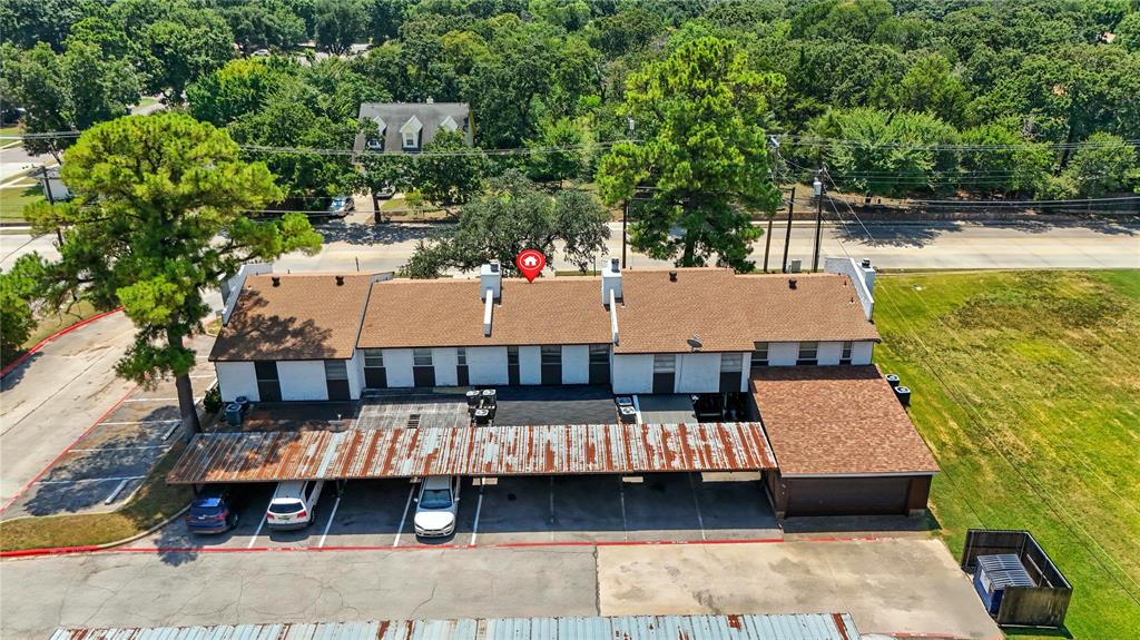 Regency Park Condo - Residential