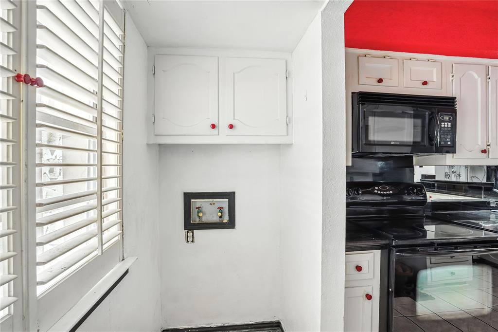 Regency Park Condo - Residential