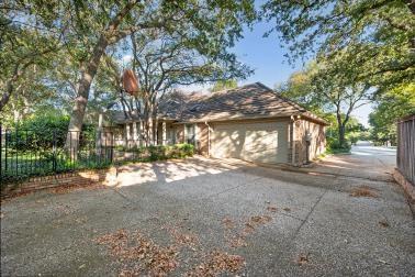 Deerwood Park Add - Residential