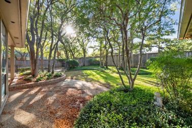 Deerwood Park Add - Residential
