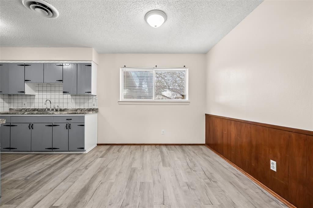 Everman Place Add - Residential