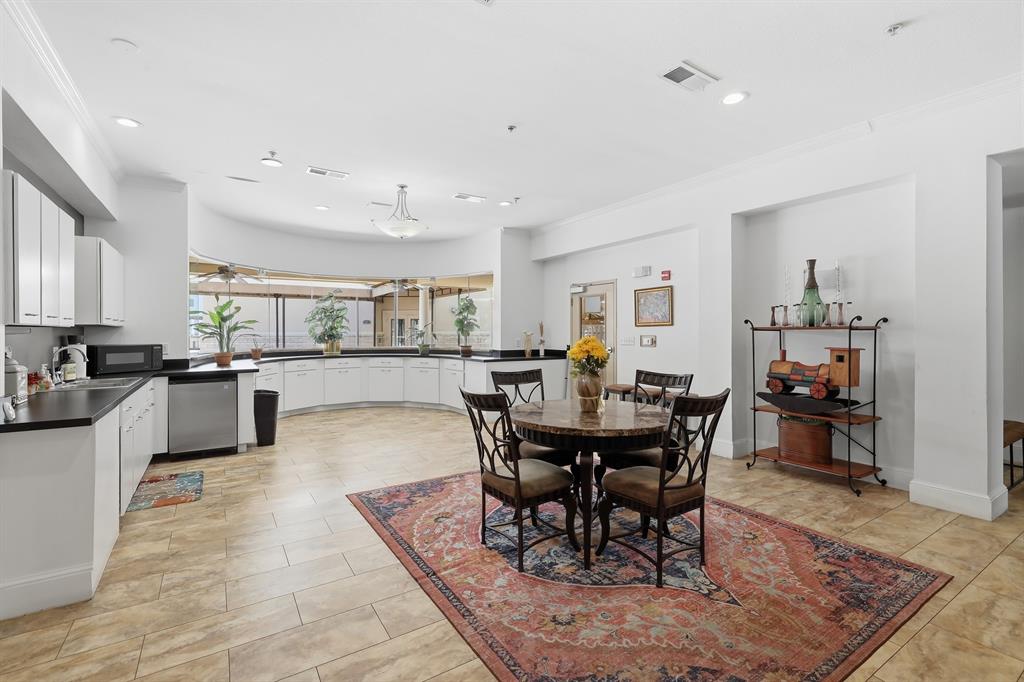 Piazza Siena Condo - Residential