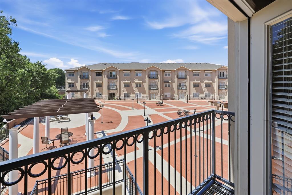 Piazza Siena Condo - Residential