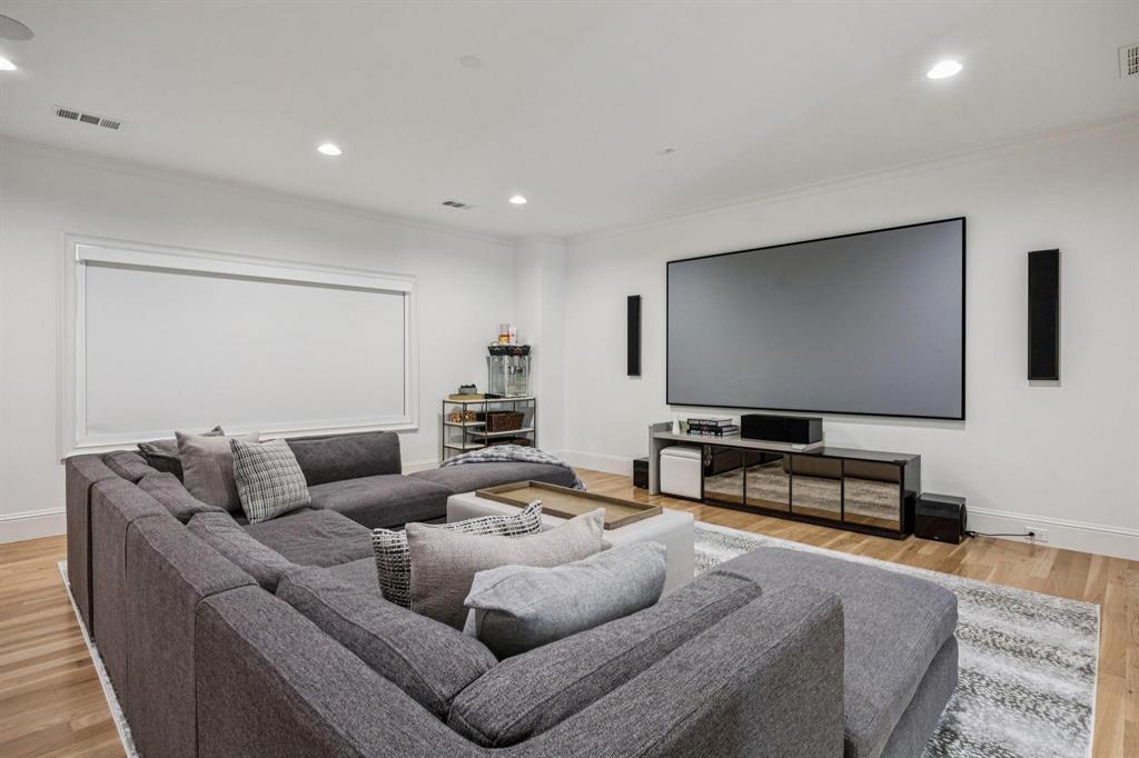 Crestmanor Estates - Residential