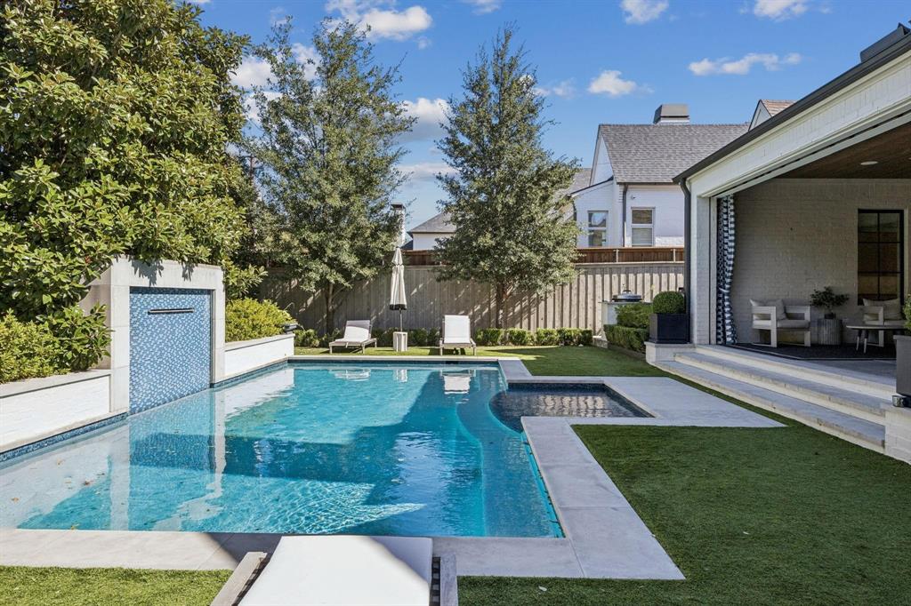 Crestmanor Estates - Residential