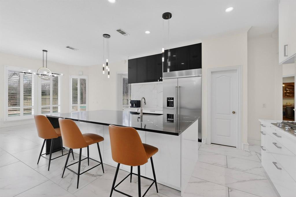 Hickory Hill Estate - Residential