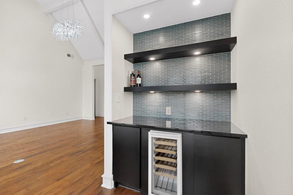 Hickory Hill Estate - Residential