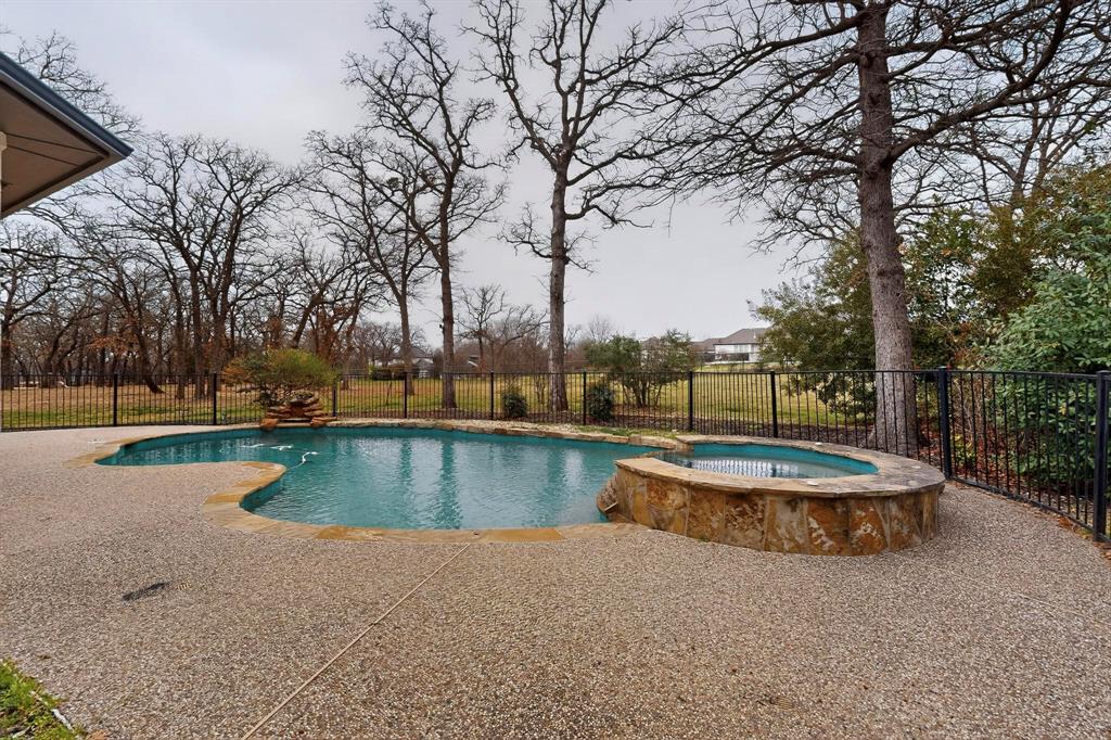 Hickory Hill Estate - Residential