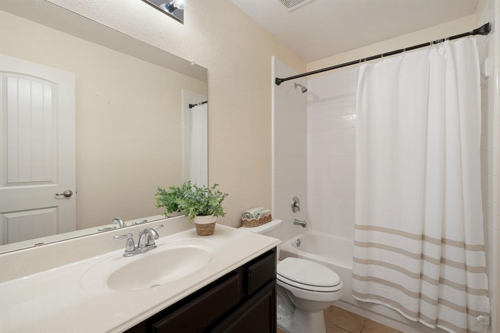 The Arbor At Willow Grove - Residential