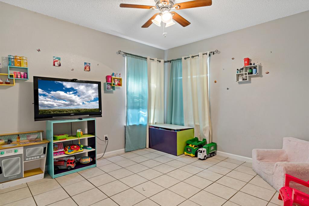 Hillside Oaks Ph 3 - Residential