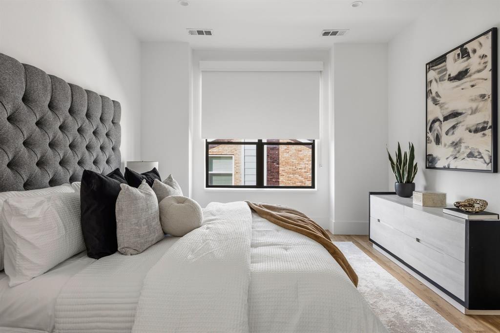 Cullums J D - Residential