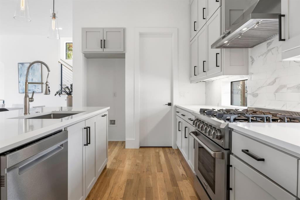 Cullums J D - Residential