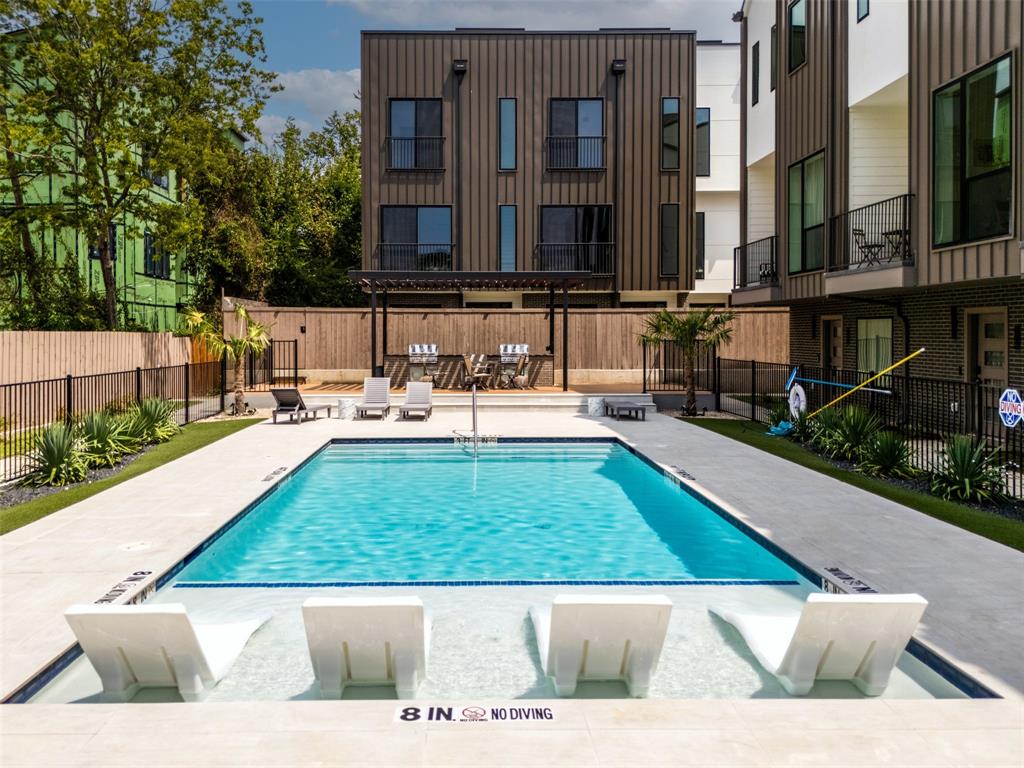 MIDTOWN HEIGHTS CONDOMINIUM - Residential