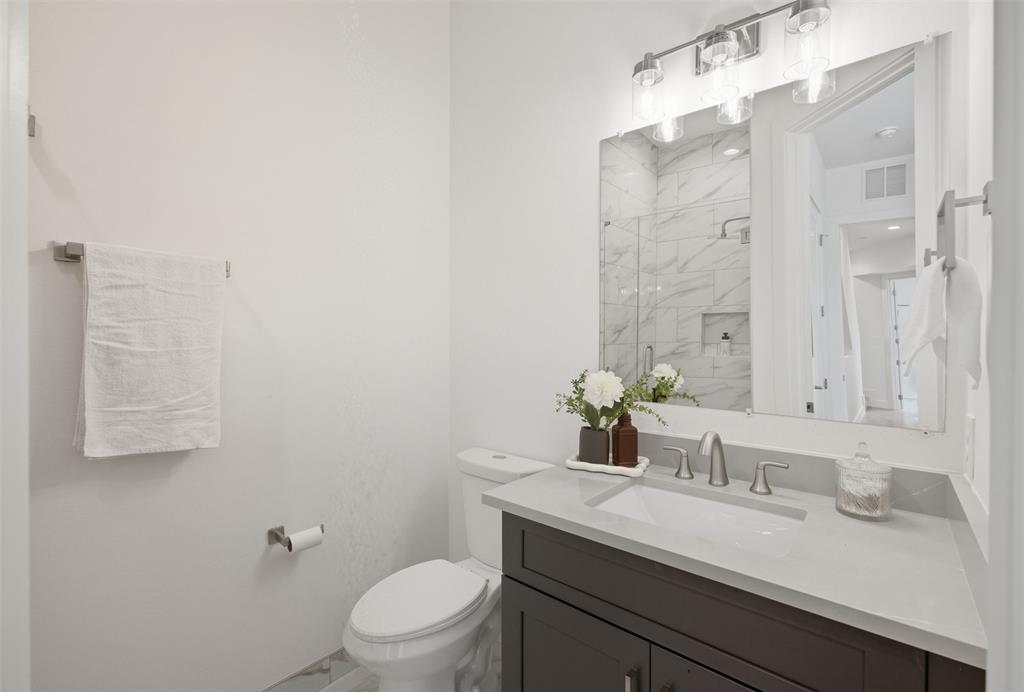 MIDTOWN HEIGHTS CONDOMINIUM - Residential
