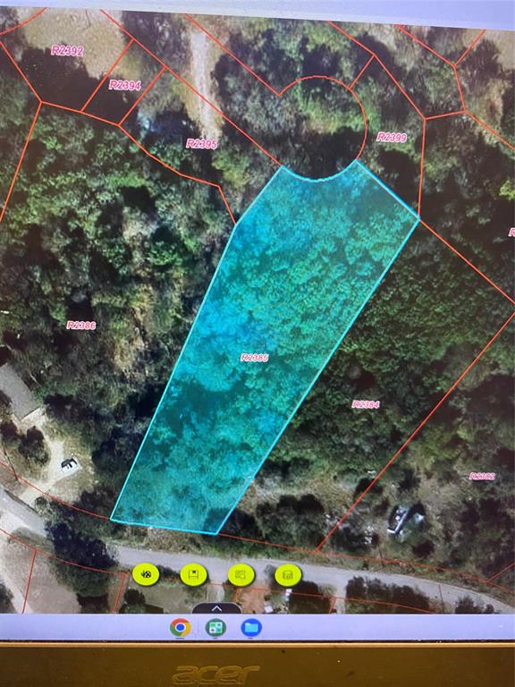 Bring your imagination and your blueprints or tiny house or RV or make an Airbnb rental compound.......No HOA.......No city TAXES.........Seller has more lots for sale in community too that border this one and others if you need more.........Septic needed but there is local water available so no well needed...seller is motivated too