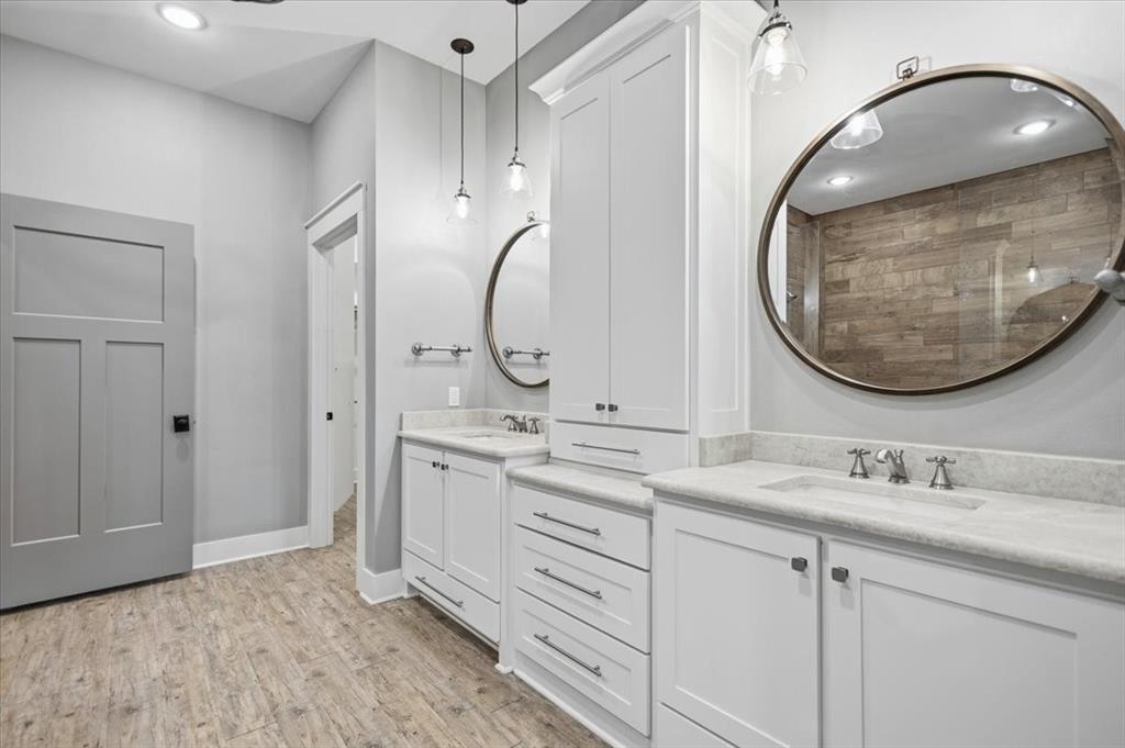 A100018-A0018 T QUEVADO - Residential