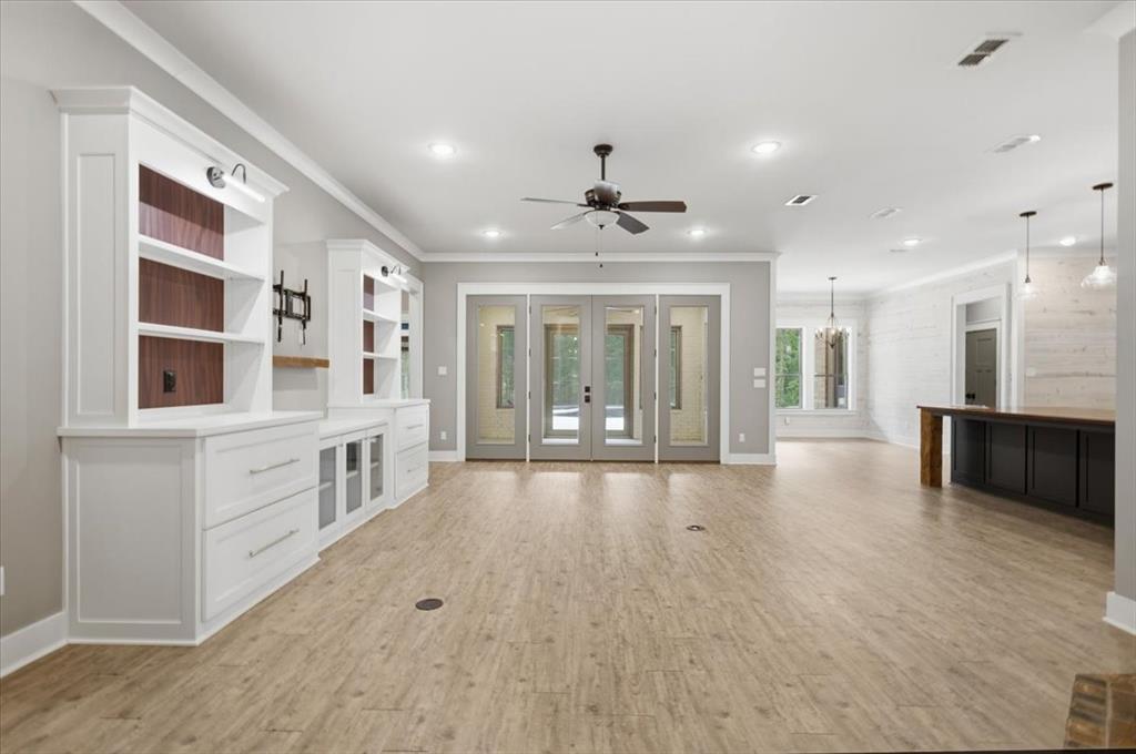 A100018-A0018 T QUEVADO - Residential
