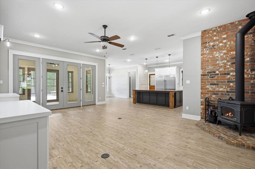 A100018-A0018 T QUEVADO - Residential