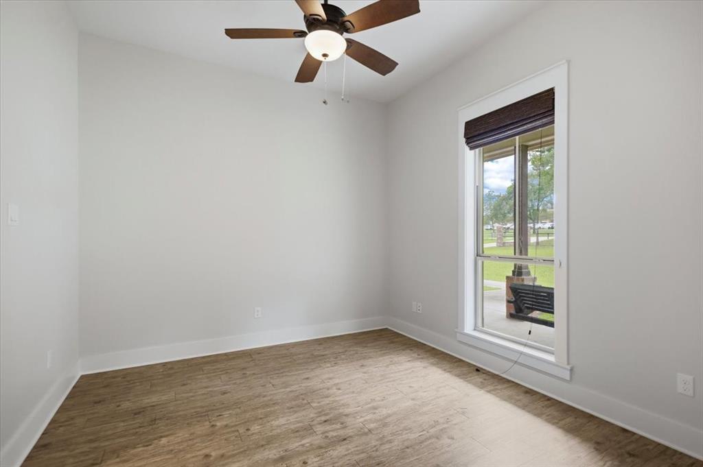 A100018-A0018 T QUEVADO - Residential