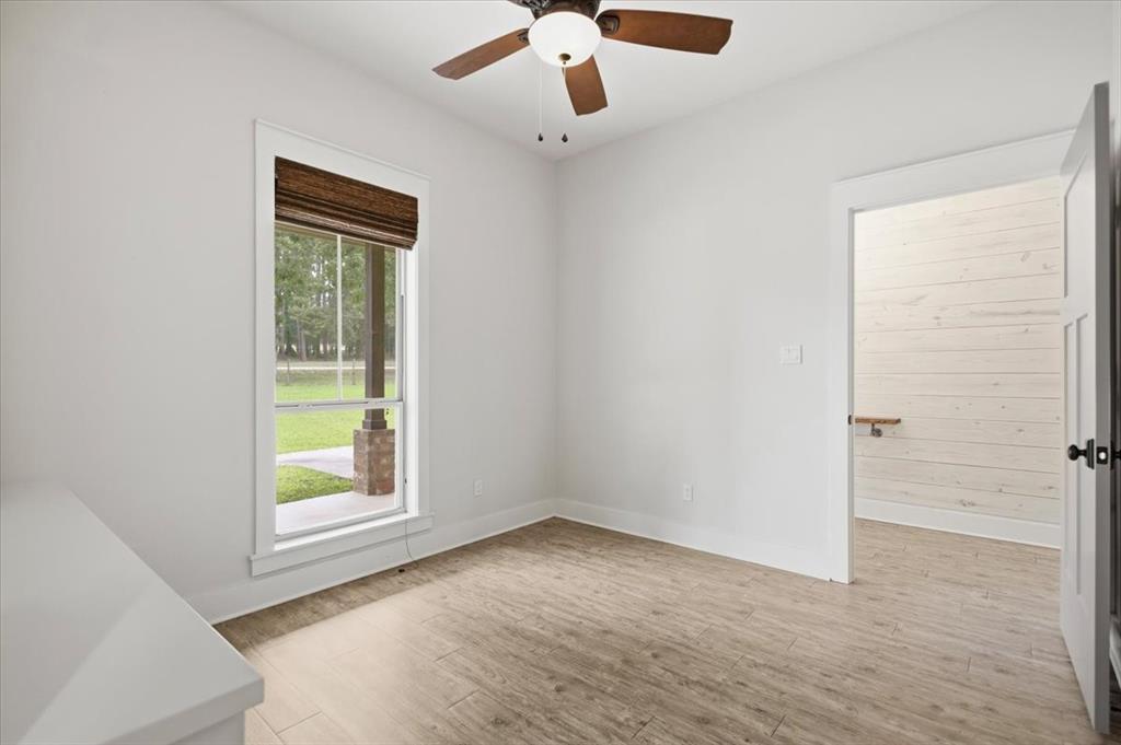 A100018-A0018 T QUEVADO - Residential