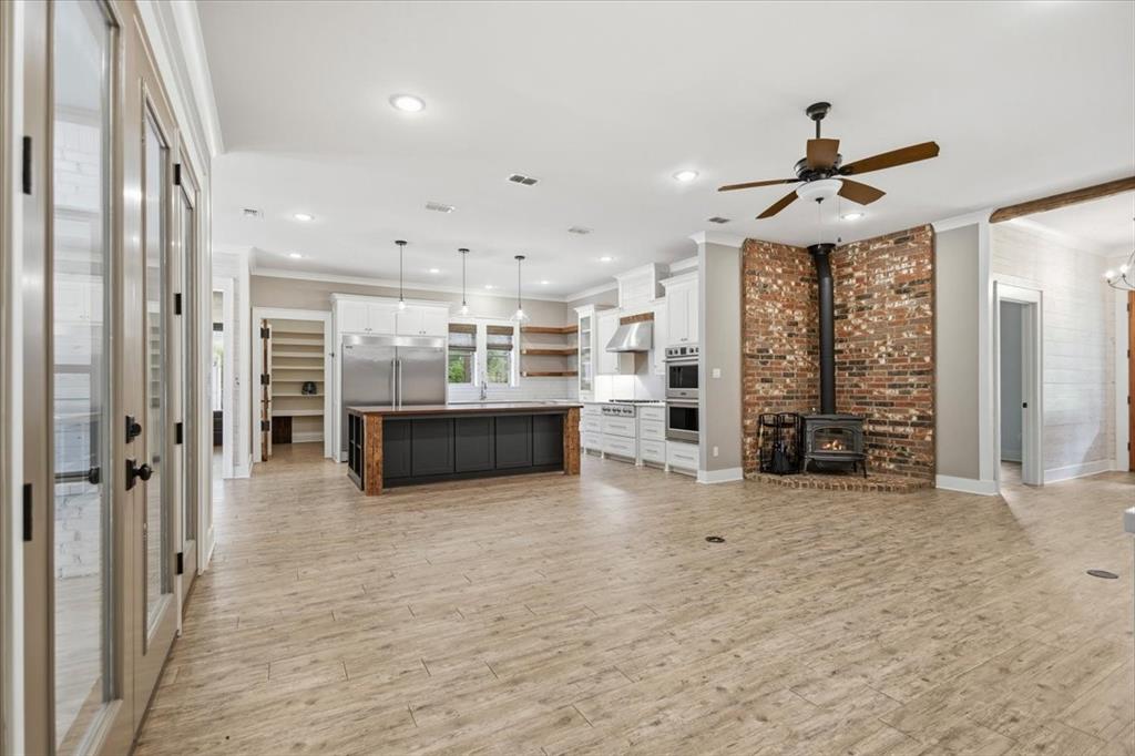 A100018-A0018 T QUEVADO - Residential