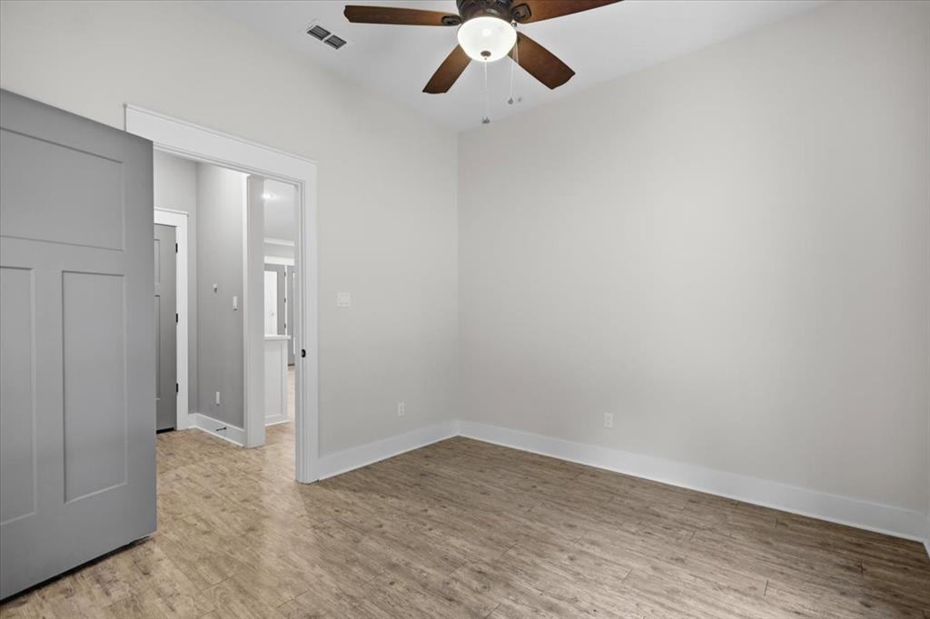 A100018-A0018 T QUEVADO - Residential