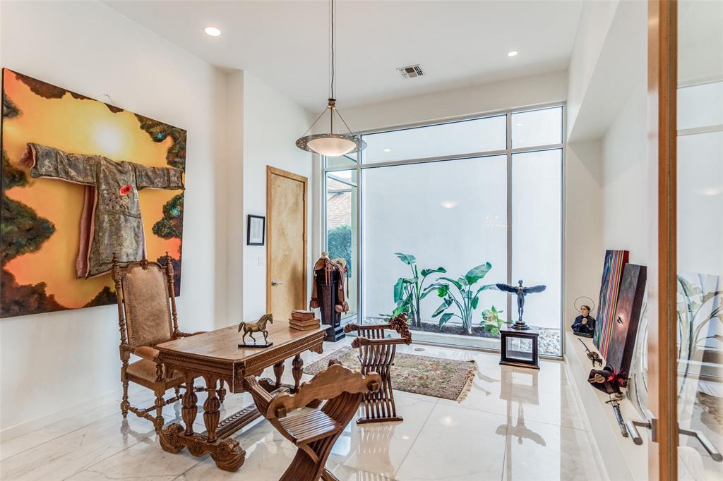 Red Wolf Estate - Residential