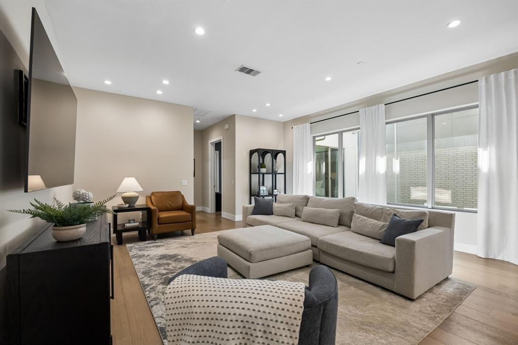 NBKW CHAPEL DOWNS - Residential