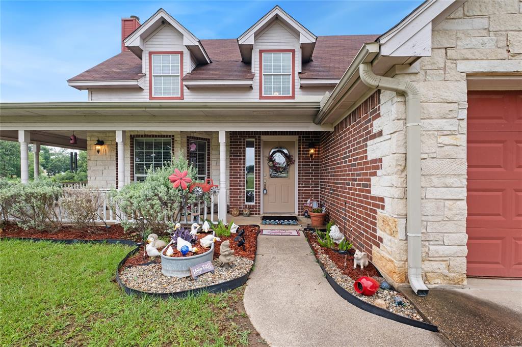 Queens Wreath - Residential