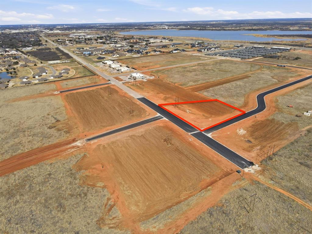 Premium Commercial Lots – Memorial Drive Expansion Corridor - South Abilene
Prime commercial lots are now available along the expanding Memorial Drive corridor in South Abilene — one of the city’s fastest-growing areas.
This high-visibility location benefits from the ongoing roadway expansion, enhancing accessibility, traffic flow, and long-term investment value. Positioned just minutes from Hendrick Medical Center South and surrounded by established neighborhoods including Fairway Oaks, the site is ideally suited for:
Medical or dental offices,Professional office space,Retail or service-oriented businesses
Strong residential growth in the surrounding area creates built-in demand for healthcare, retail, and professional services.
With excellent frontage, high traffic exposure, and proximity to healthcare facilities, schools, and established communities, this property represents a premier opportunity within one of Abilene’s most desirable commercial corridors.
Additional information available upon request.