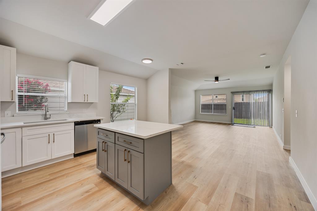 EVERGLAD PARK 08 - Residential