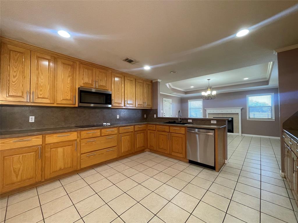 The Hills Of Gby Ph V-R - Residential Lease