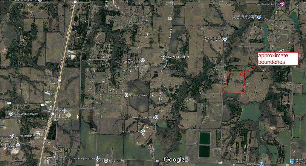 Beautiful tract with two one acre platted lots fronting Harrell Road. Land overlooks a large man-made lake. Perfect tract
to build your dream home or to build a subdivision.